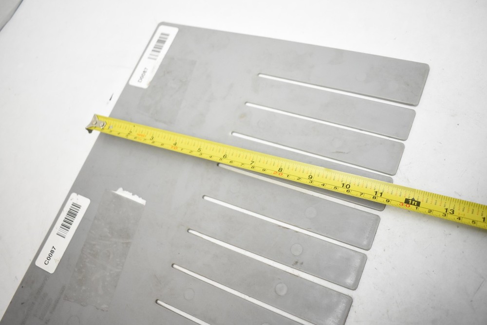 Quantum Storage Systems DS93120 Gray Plastic Slotted Divider Panel Plate