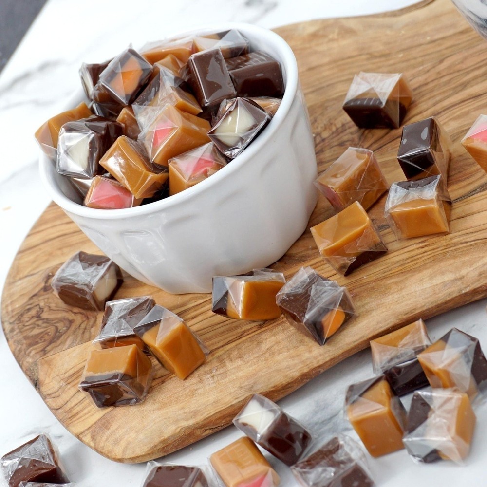 Assorted Caramel Squares Candy, 2 Pound Bulk Bag (Approximately 125 pieces),...