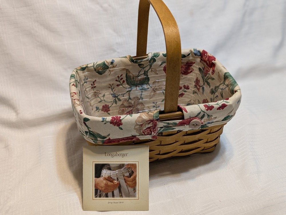 Longaberger Handwoven Basket 2004 Button Closure Fabric Liner w/Plastic Insert