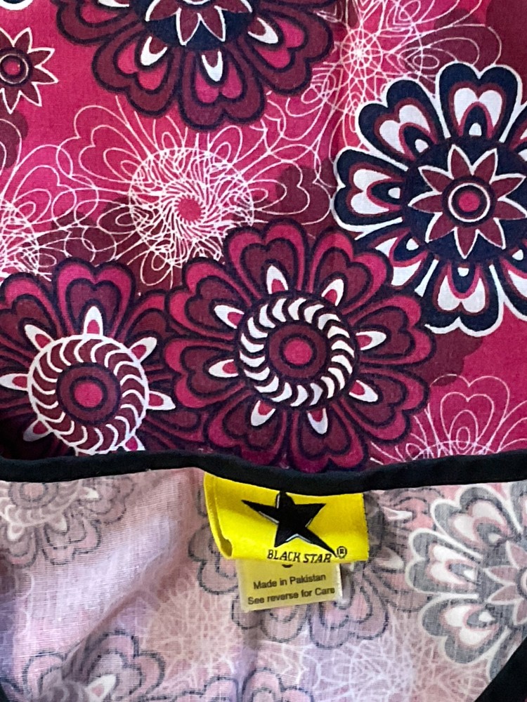 Pink Floral Scrub Top Size Small by Black Star