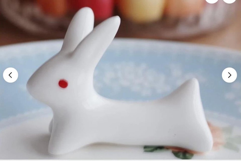 4pc China Ceramic Tableware Cute Little Bunny Chopstick Rack Tableware Rack