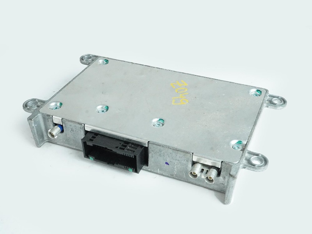 2010 - 2013 Mercedes Benz E Class W212 Voice Communication Computer Module