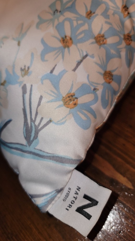 Natori Hydrangea Blue White Beige square Throw Decorative Pillow
