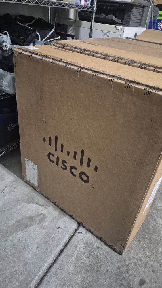 Cisco DX80 CP‑DX80‑K9 23" 1080p Touchscreen Video Conferencing System