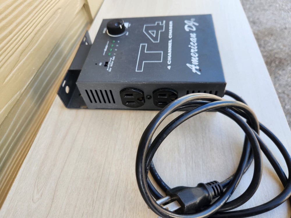 American DJ T4 4 Channel Chaser Light Controller - Works