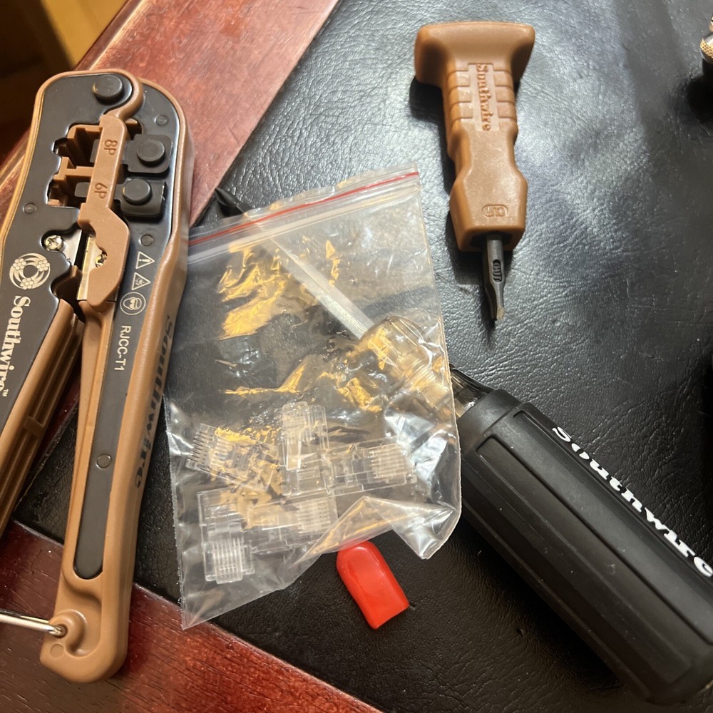 Southwire Network Tool Kit for Terminating Data Cable KIT-TP1 NEW Plus Extras!