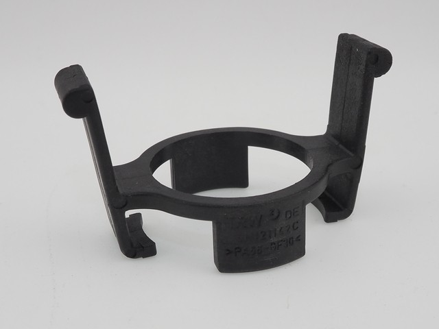 Genuine Audi Temp Sensor Retainer Spring 06H-121-142-C