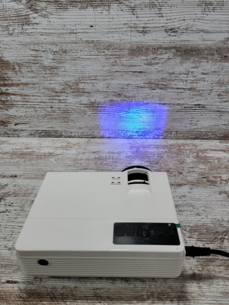 ALVAR Q8 Home Theater Projector