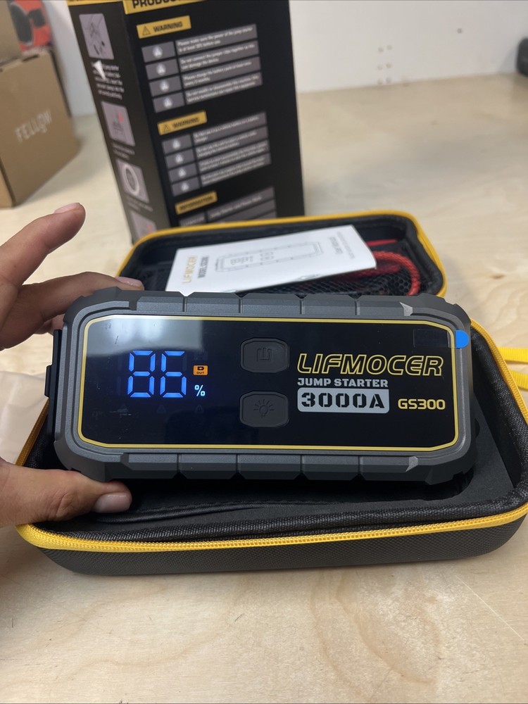 Lifemocer Jump Starter