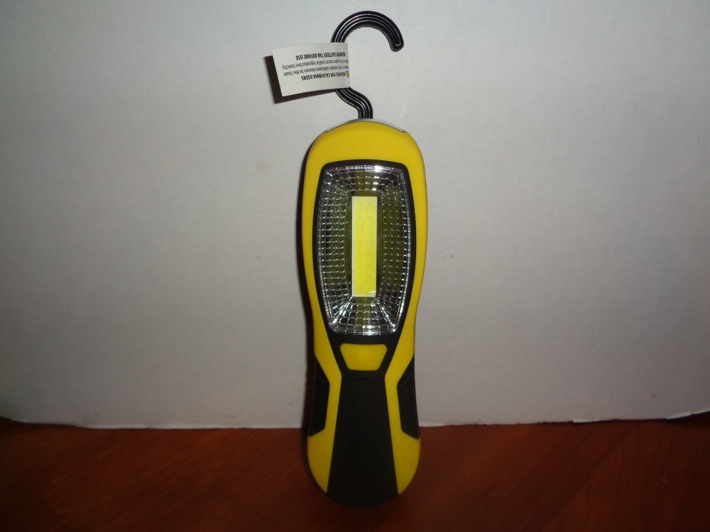 Max Force 3 Watt 300 Lumen LED COB Work Light With Magnetic Back & Hanging Hook
