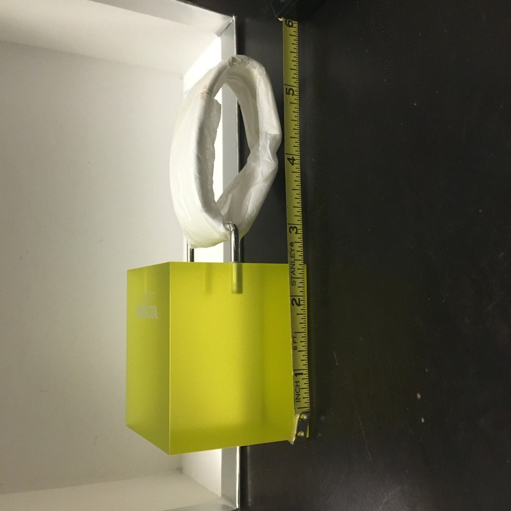 ( 1 ) Invicta Watch Adjustable Lucite Watch Display Stand Yellow