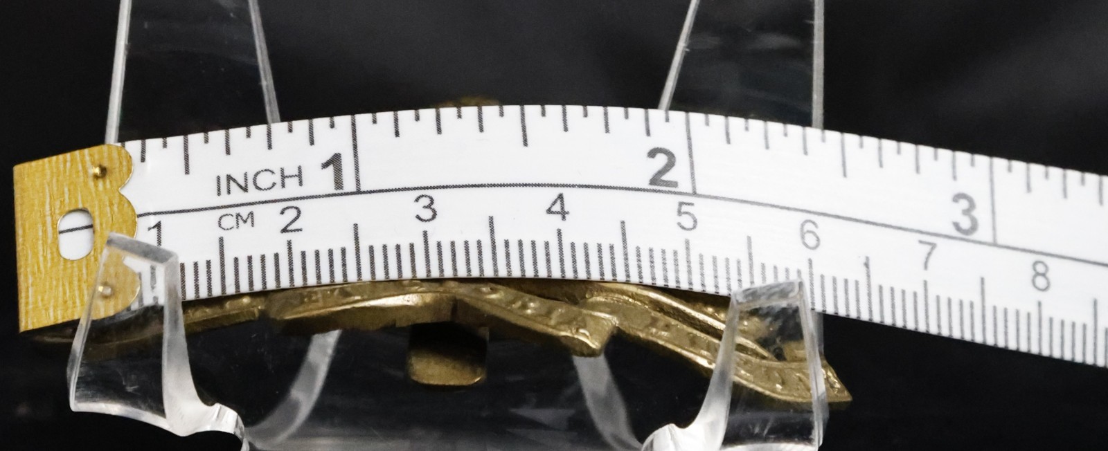 Lot of 2 - WWII British Military West Yorkshire Regiment/Artillery Cap Badges