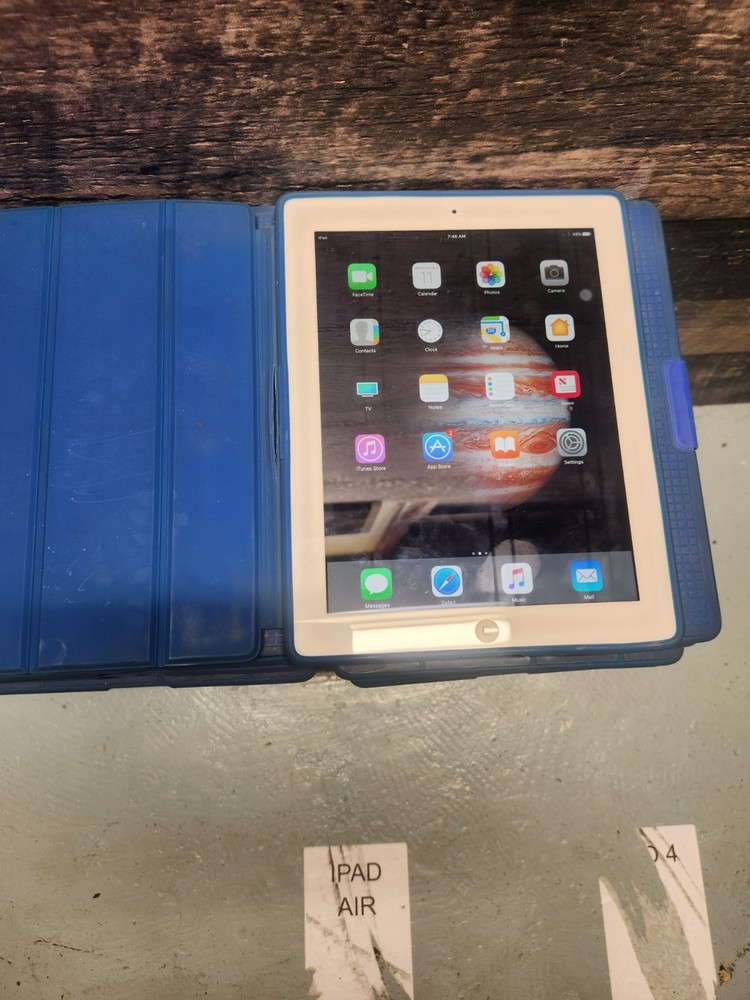 Apple iPad 4th Gen 9.7" *GREAT WORKING IN CASES!