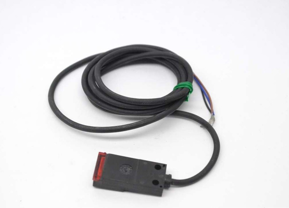 SUNX GXL-15F-P Inductive Proximity Sensor