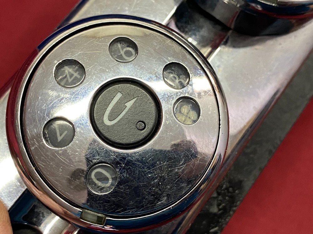 Freightliner A22-60645-501 Climate temperature control panel HVAC CHROME FACE