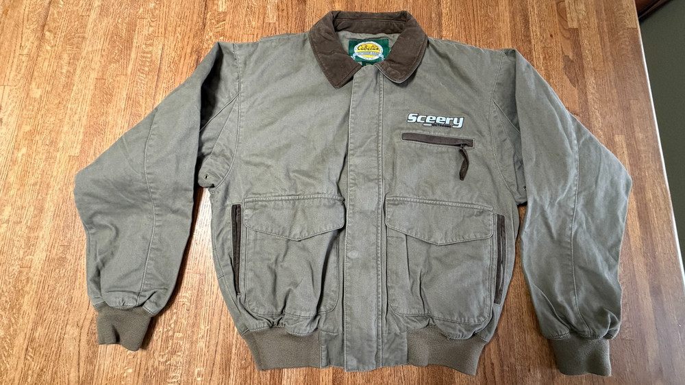 SCEERY OUTDOORS     Cabela's UA2 Style Flight Jacket NEW Medium