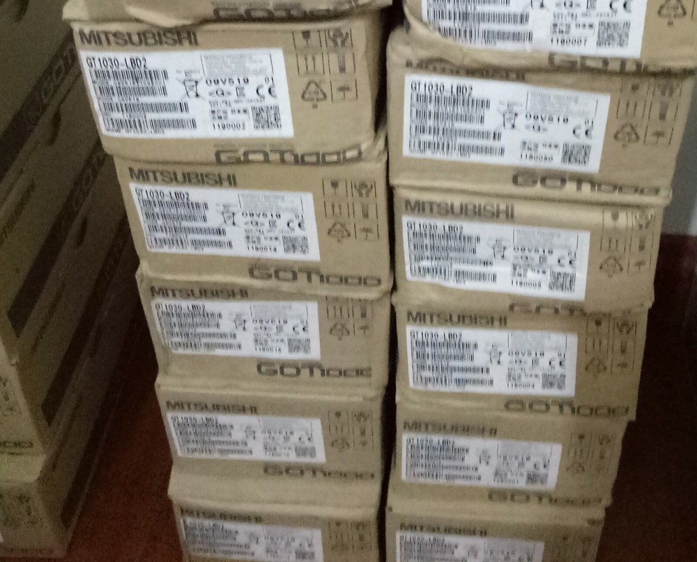 MITSUBISHI PANEL GT1030-LBD2 NEW FREE EXPEDITED SHIPPING