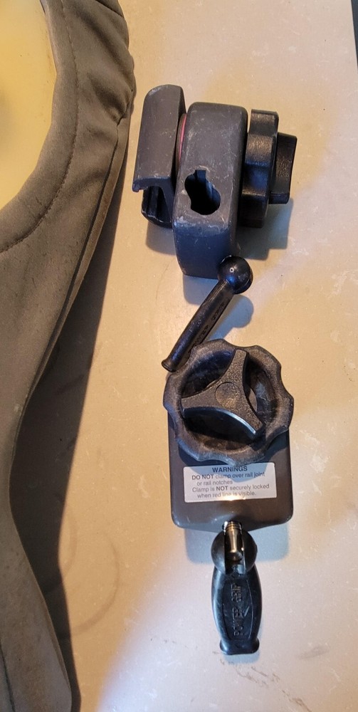 skytron stirrup with brackets, right & left padded