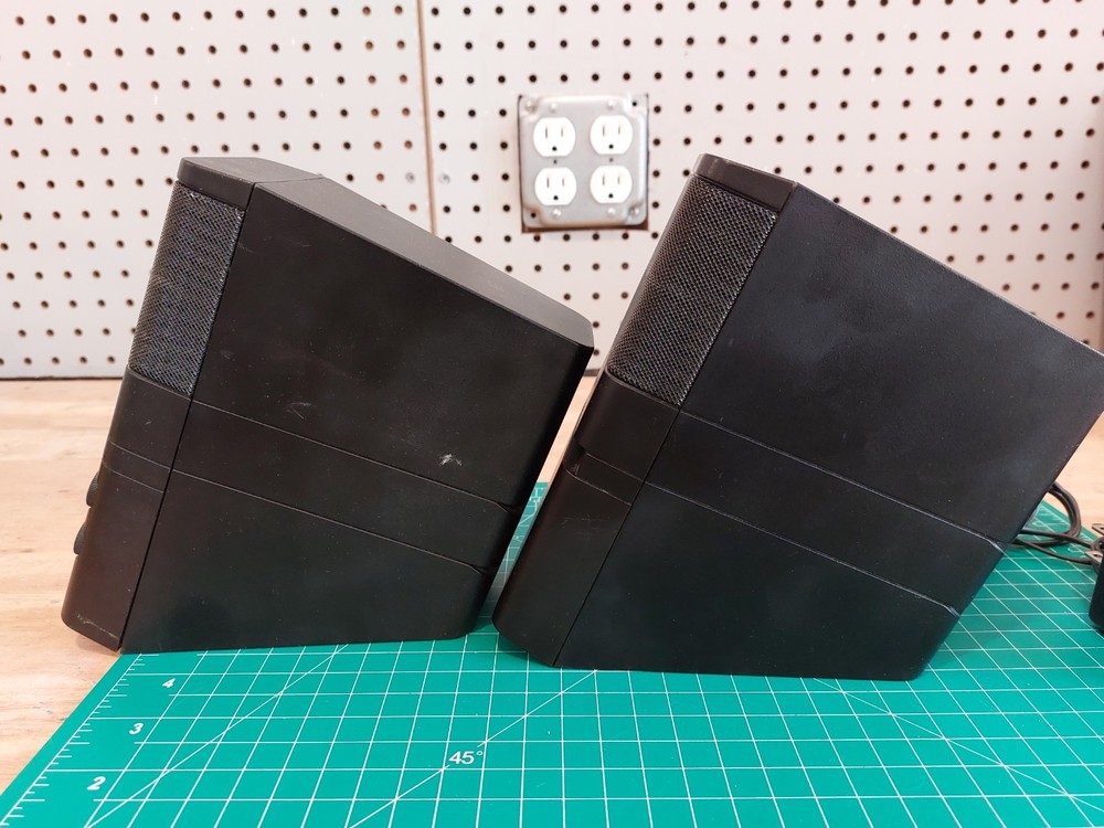 Bose MediaMate Computer Speaker Pair W AC Adapter Tested & Works