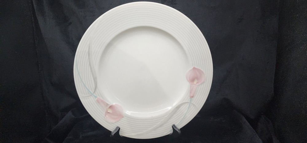 Mikasa Serenade Pink  Dinner Plate