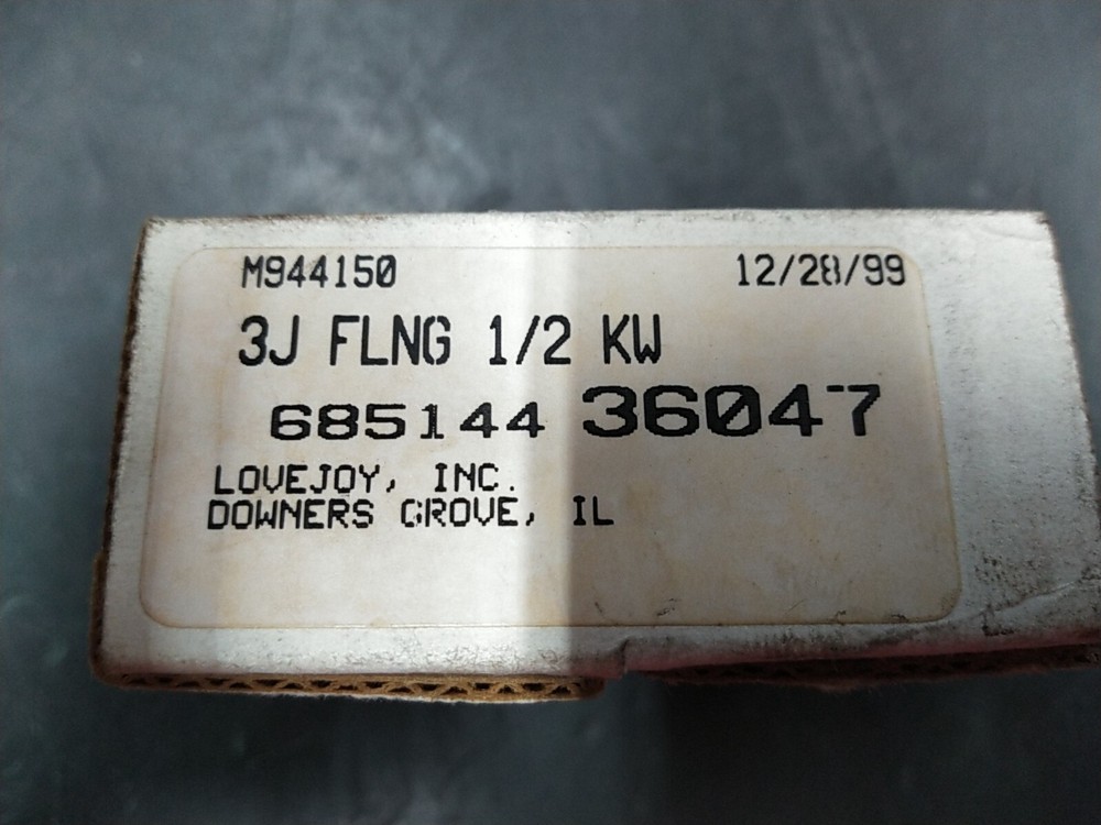 Lovejoy 3J Half Coupling Keyed 1/2" Bore with Set-screw