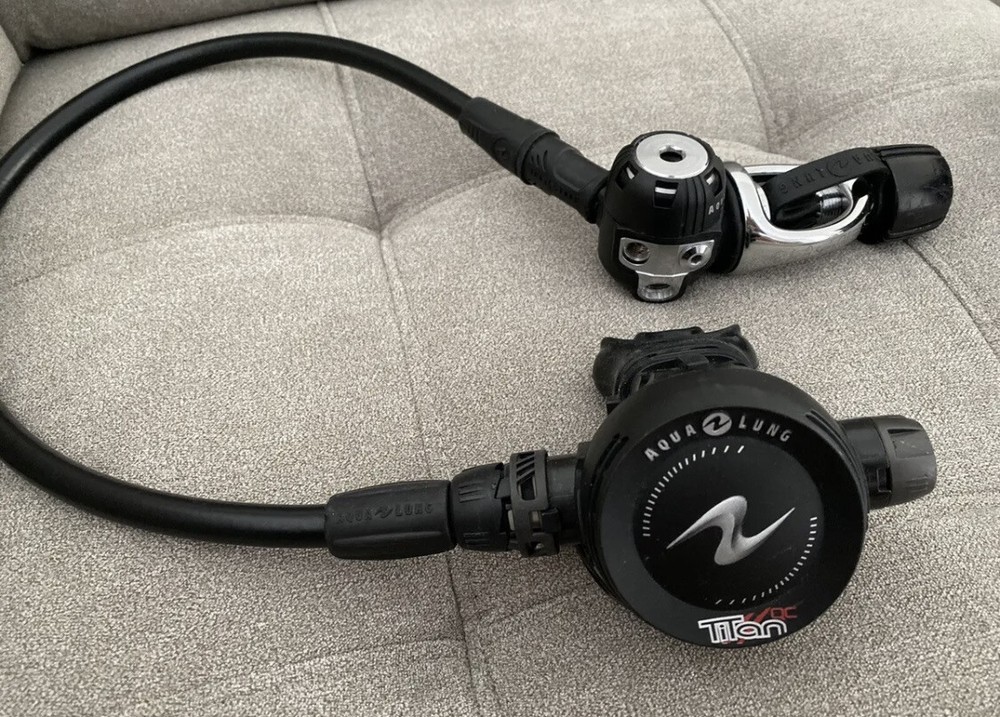 Aqualung titan QC scuba regulator