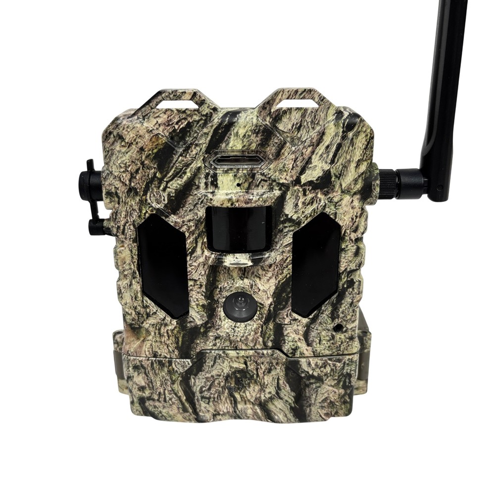 Bushnell 119908D CelluCORE LIVE Cellular Trail Camera