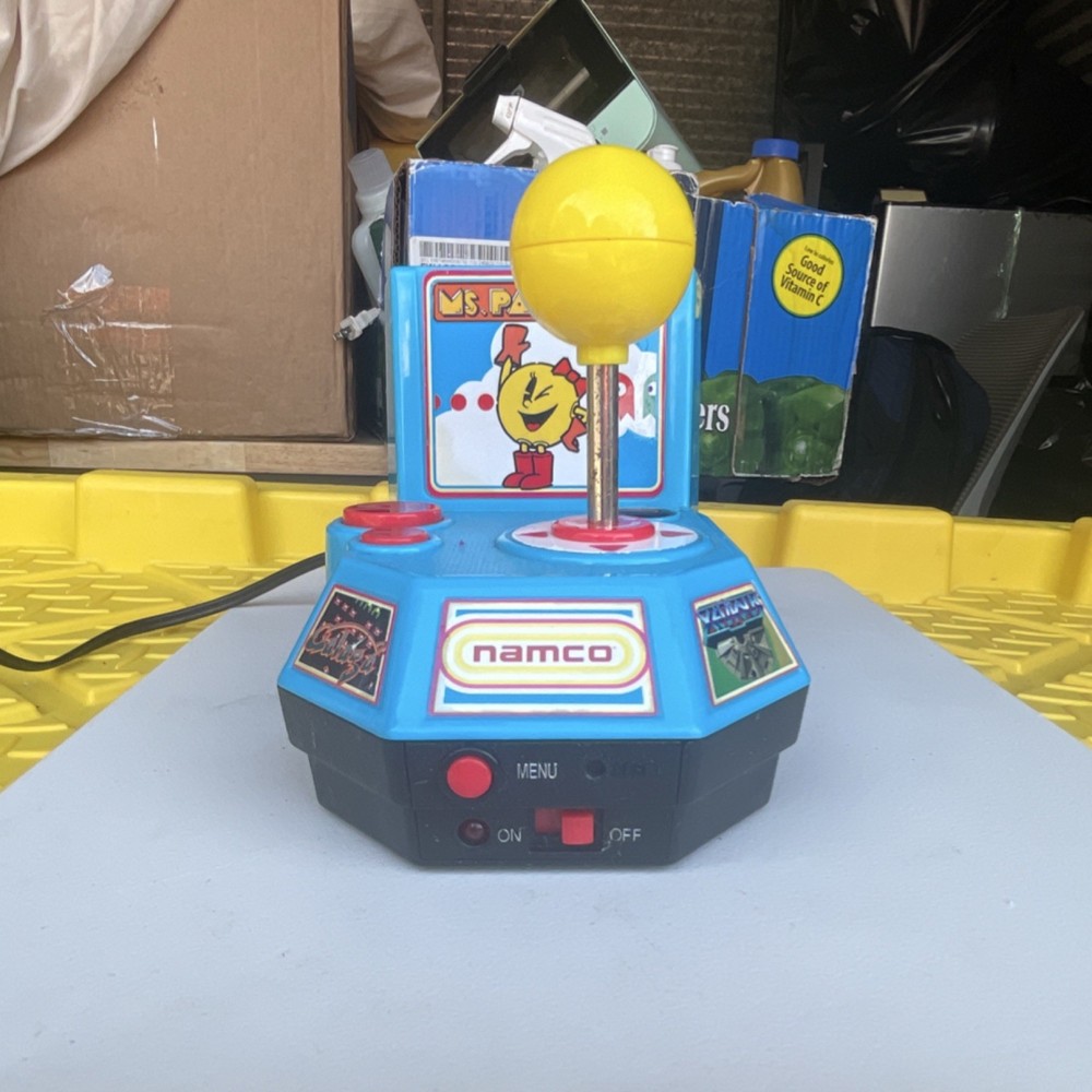JAKKS Pacific Ms. Pac-Man Plug & Play Handheld Electronic Game Controller