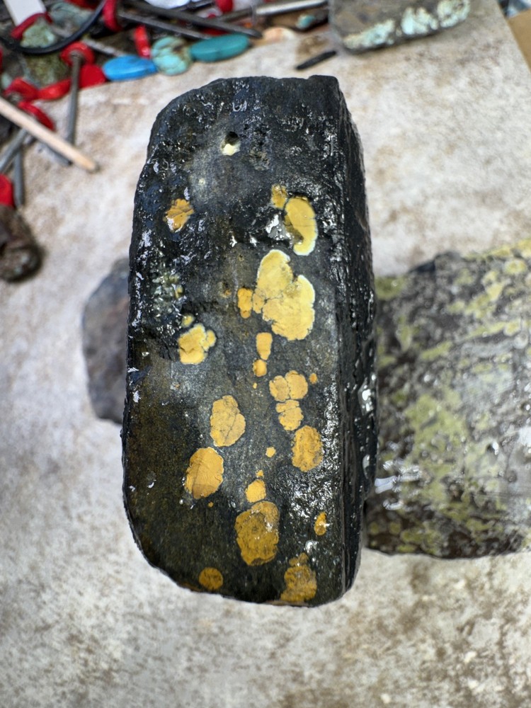 Natural Hubei cloud mountain turquoise nugget