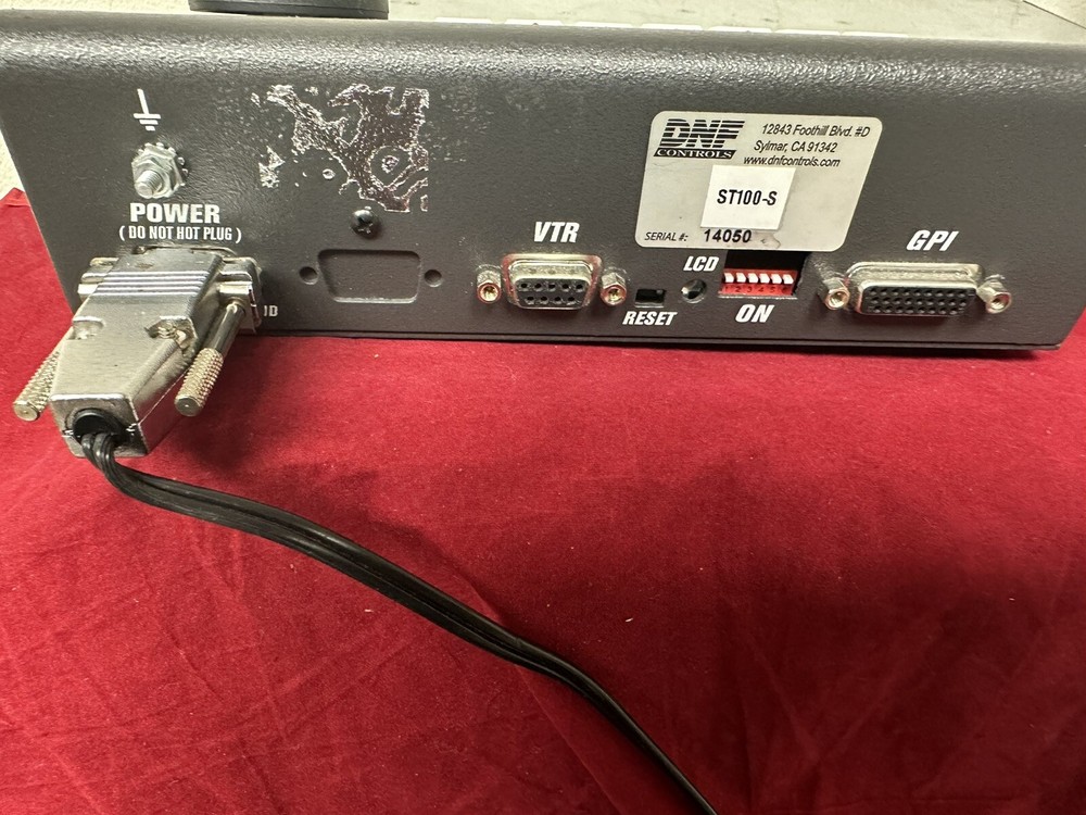 DNF Controls ST100-S Universal VTR Controller w/power supply