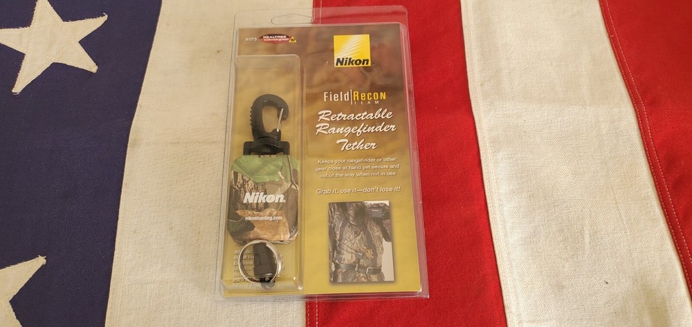 Nikon Retractable Rangefinder Tether TrueTimber KANATI Camo