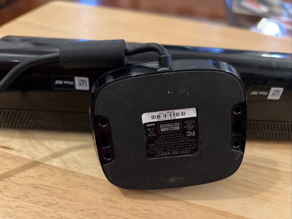 Microsoft Xbox 360 Kinect Sensor Bar