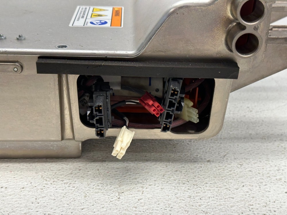 2012-2016 TESLA MODEL S REAR HIGH VOLTAGE JUNCTION BOX ASSEMBLY OEM