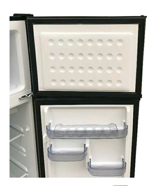 Refrigerator (Platinum Series, 7.5 Cu Ft.)