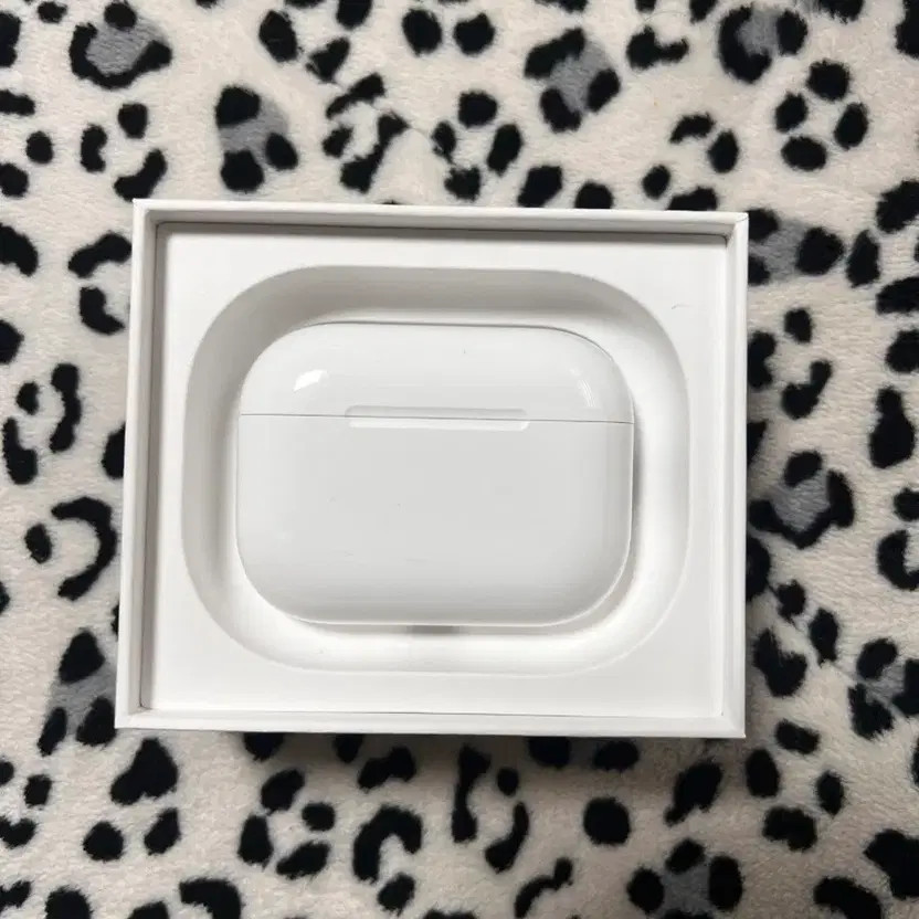 Apple AirPods Pro 3 - Unopened, Sealed