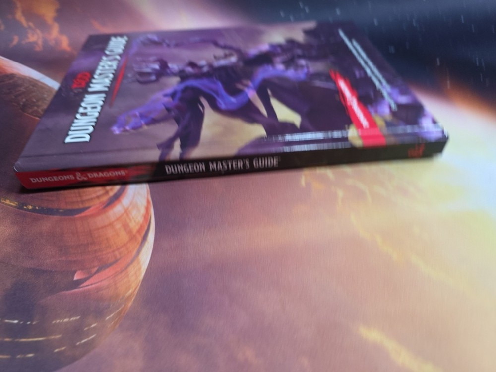 D&D 5e 2014 Dungeon Master's Guide BARELY USED. US SELLER DRAGONS
