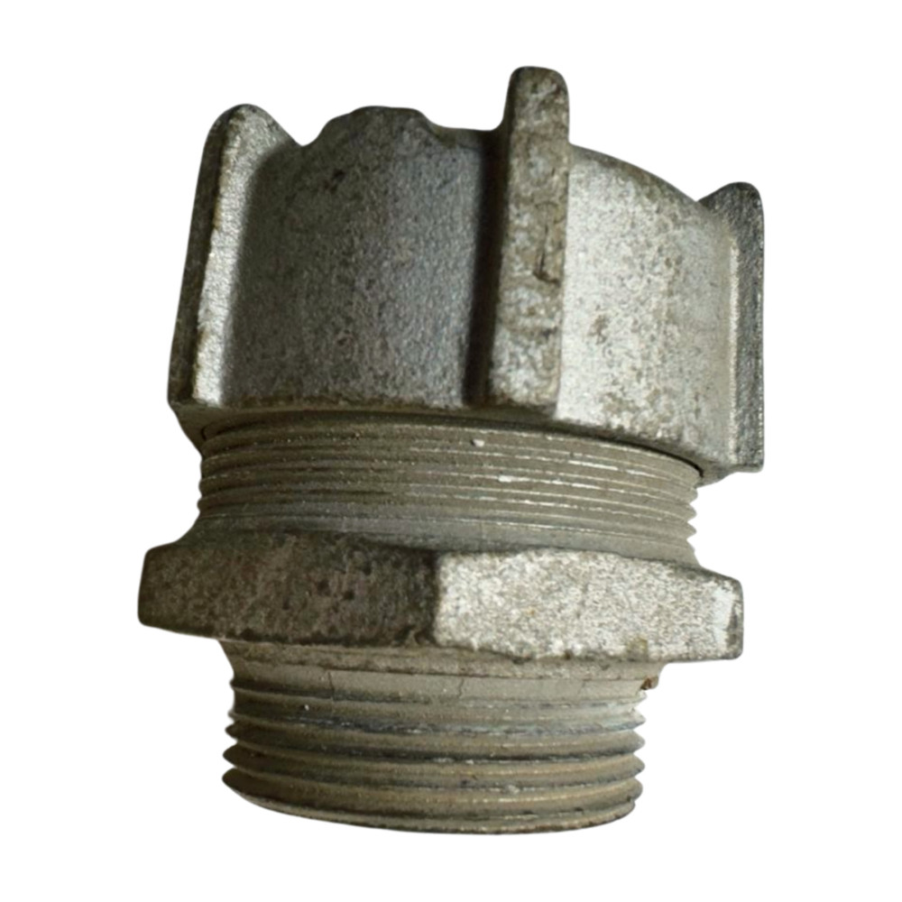 Thomas & Betts 8421 Threadless Compression Connector, 1-1/4" **Free Shipping**