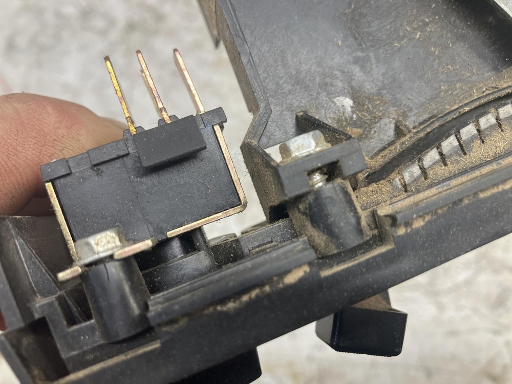 GMC TOPKICK Heater A/C Temperature Controls - Used
