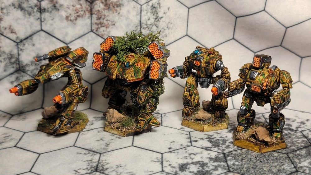 Painted Battletech Aces Heavy Hitters lance Custom Bane with Camo