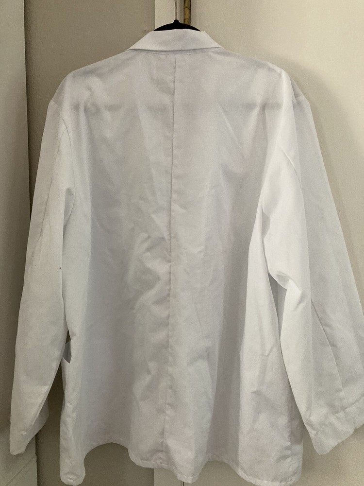 Meta Lab Coat Sz 48. 65% Poly 35% Cotton 3 Button