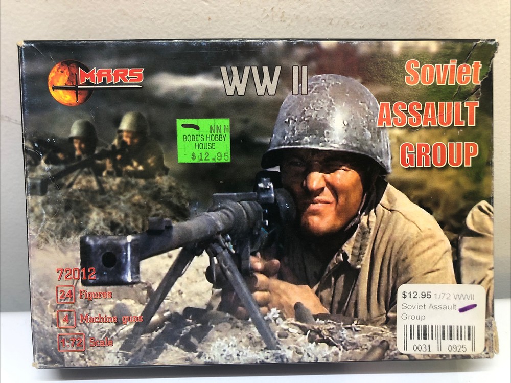 MARS 72012 1/72 scale WWII Soviet Assault Group figures