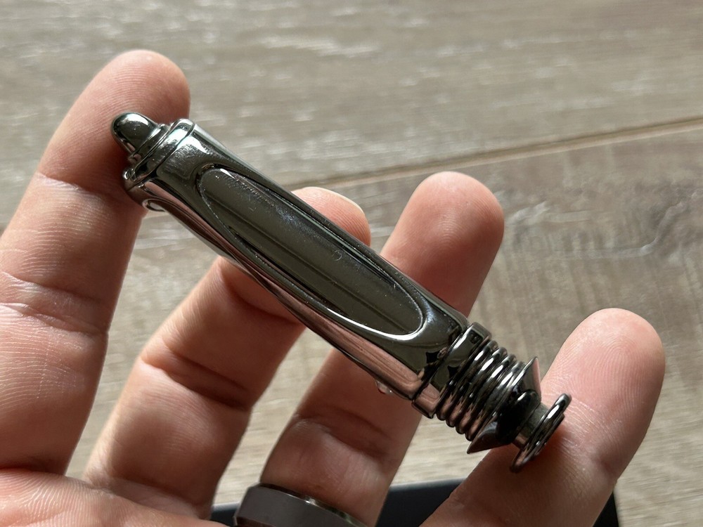 Master Replicas Star Wars Darth Sidious Lightsaber Scaled Replica Licensed