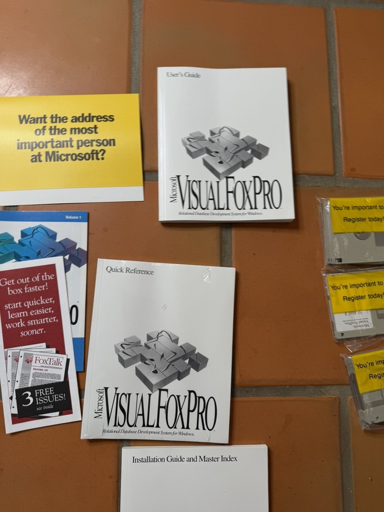 Microsoft Visual FoxPro Professional Edition – Boxed, Complete, Windows 95/NT