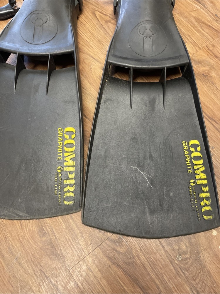 Graphite Compro USED Diving Gear