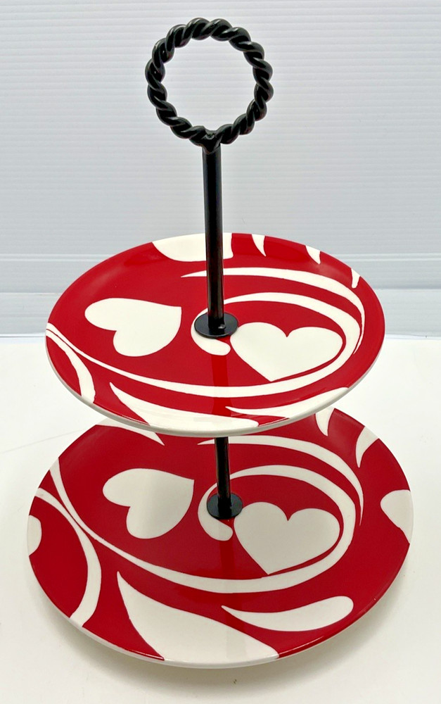 Mesa Two Tier Serving Plate Red Heart Design