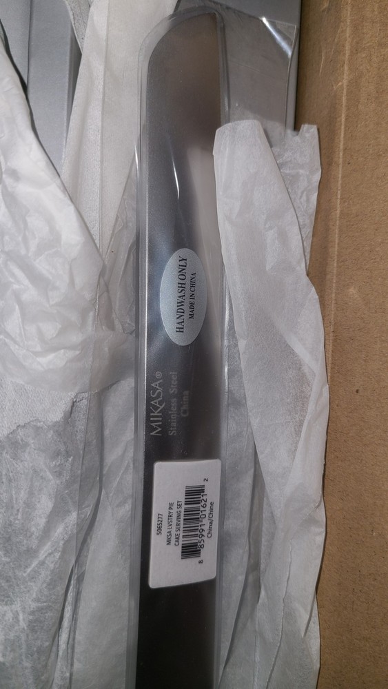 New Mikasa Wedding Cake Utensils Set