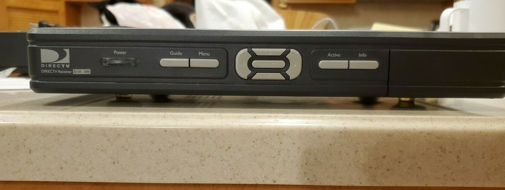 DirecTV Digital Satellite Receiver Model D10-300