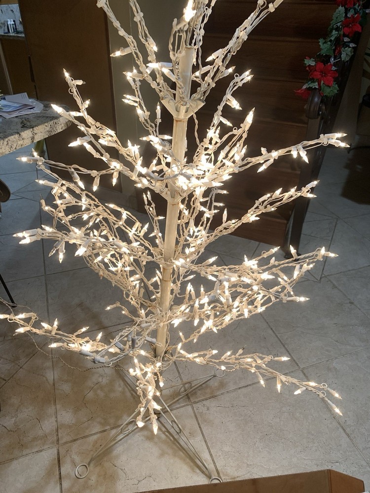 Yule Rite Outdoor 4.5 Ft Lighted Holiday Tree