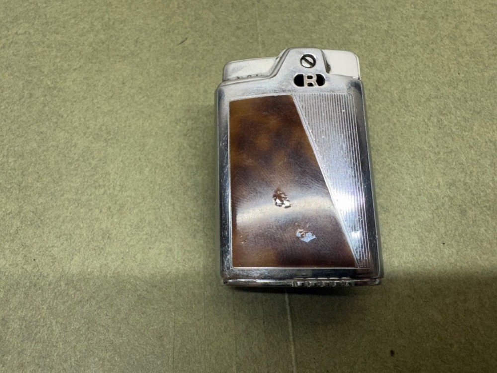 Vintage Ronson Capri Lighter