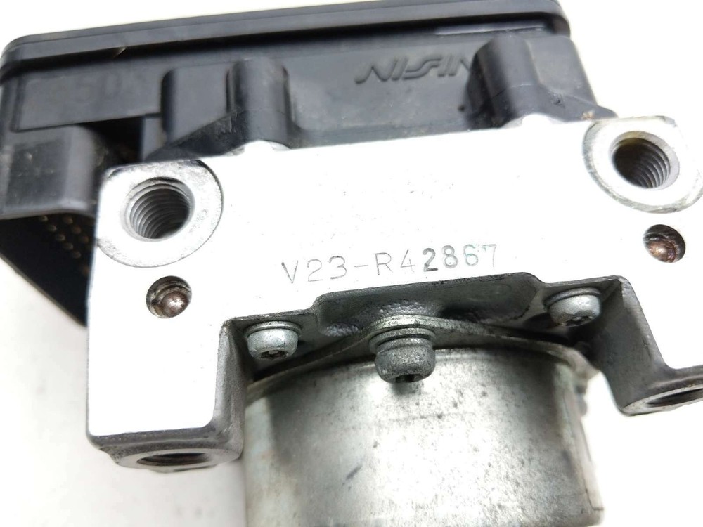 12 Triumph Tiger Explorer XC ABS System Anti Lock Brake Unit Pump